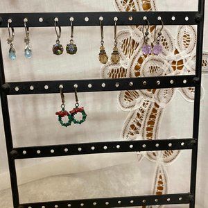 Set of 5 pairs of earrings for pierced ears.